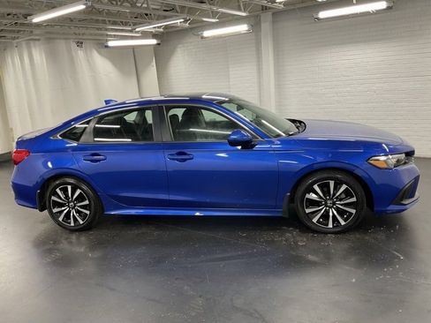 Certified 2022 Honda Civic EX image 6