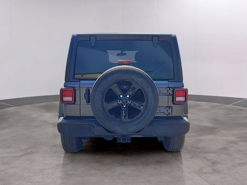 Used 2022 Jeep Wrangler Unlimited Sport AWD/4WD image 5