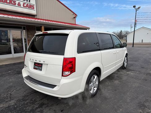 Used 2013 Dodge Grand Caravan SE image 4