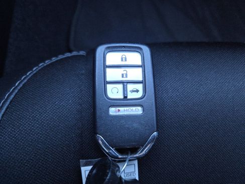 Used 2020 Honda Civic Sport image 33