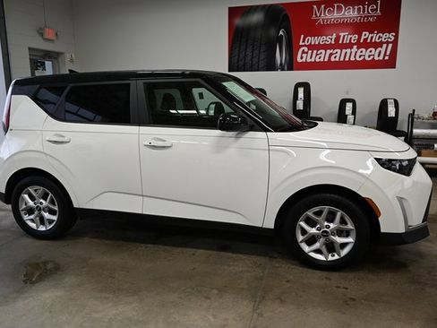 Used 2023 Kia Soul S image 4