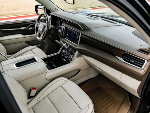 Used 2021 GMC Yukon Denali image 45