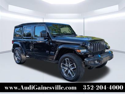 Used 2024 Jeep Wrangler Unlimited w/ Technology Group