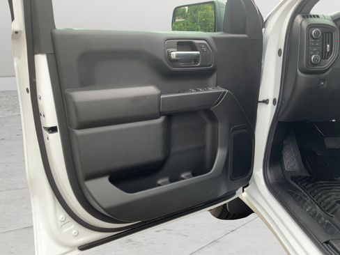 New 2026 Chevrolet Silverado 1500 Custom AWD/4WD image 9