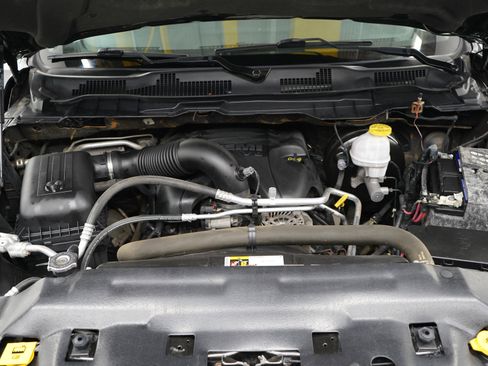 Used 2019 RAM 1500 Tradesman w/ SXT Plus Group AWD/4WD image 29