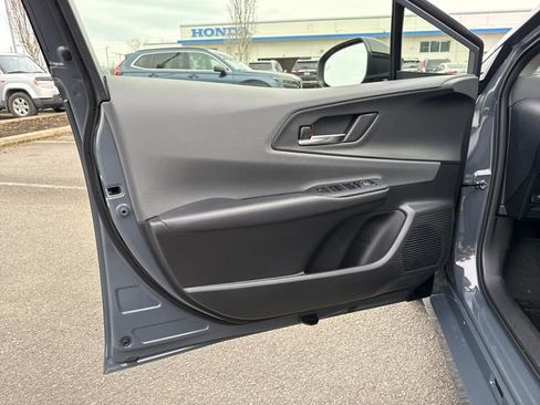 Used 2024 Toyota Prius XLE image 18