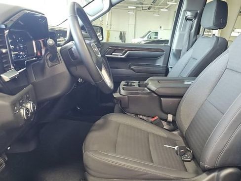 Used 2024 GMC Sierra 1500 Elevation AWD/4WD image 5