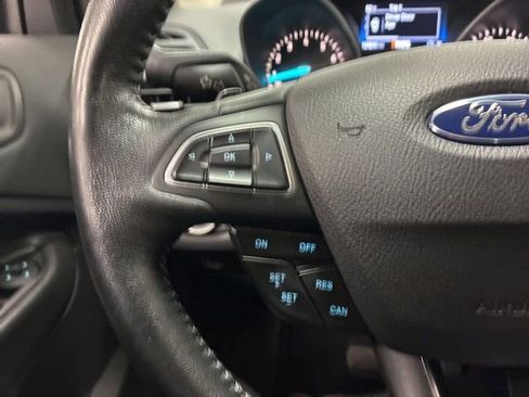Used 2017 Ford Escape SE w/ SE Sport Appearance Package AWD/4WD image 29