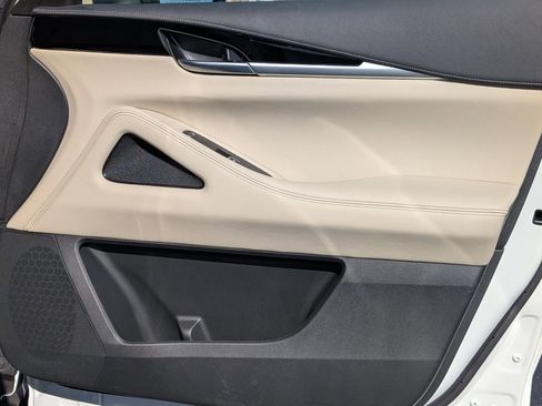 Used 2025 INFINITI QX60 Pure image 32