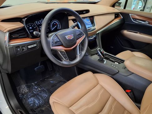 Used 2018 Cadillac XT5 Platinum w/ Driver Assist Package AWD/4WD image 20