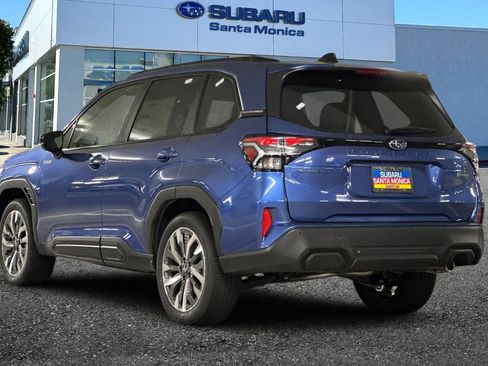 New 2025 Subaru Forester Touring AWD/4WD image 6