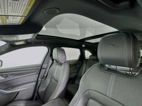 New 2025 Jaguar F-PACE R-Dynamic S image 13