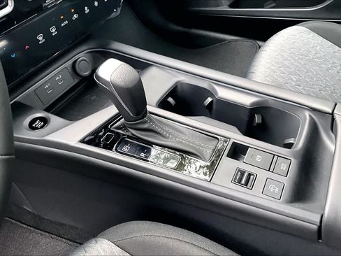 New 2026 Nissan Sentra SV w/ SV Convenience Package FWD image 7