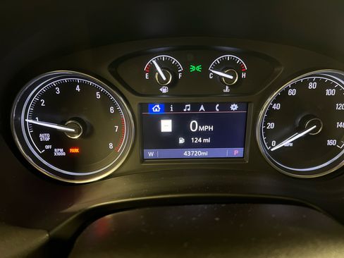 Used 2021 Buick Enclave Essence w/ Sound and Sites Package image 21