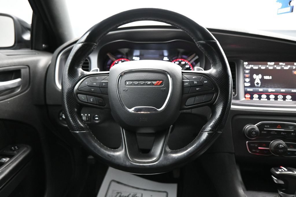 Used 2020 Dodge Charger SXT w/ Blacktop Package AWD/4WD image 15