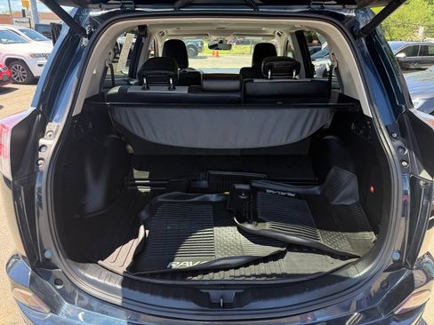 Used 2018 Toyota RAV4 Limited w/ Advanced Technology Package AWD/4WD image 38