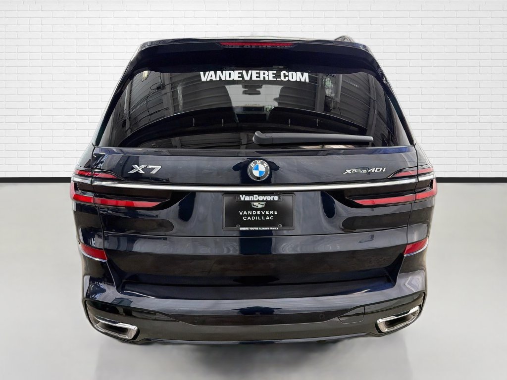 Used 2024 BMW X7 xDrive40i w/ Executive Package AWD/4WD image 8