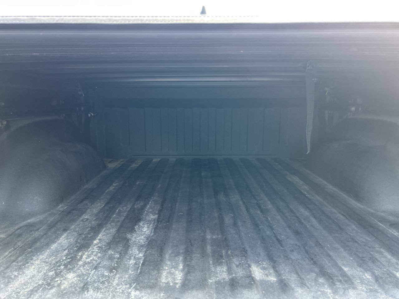 Used 2025 RAM 1500 Laramie AWD/4WD image 9