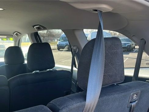 Used 2019 Honda Pilot LX image 36