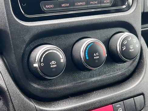 Used 2019 RAM ProMaster 1500 w/ Interior Convenience Group image 18