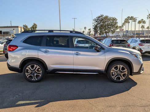 New 2026 Subaru Ascent Touring AWD/4WD image 5