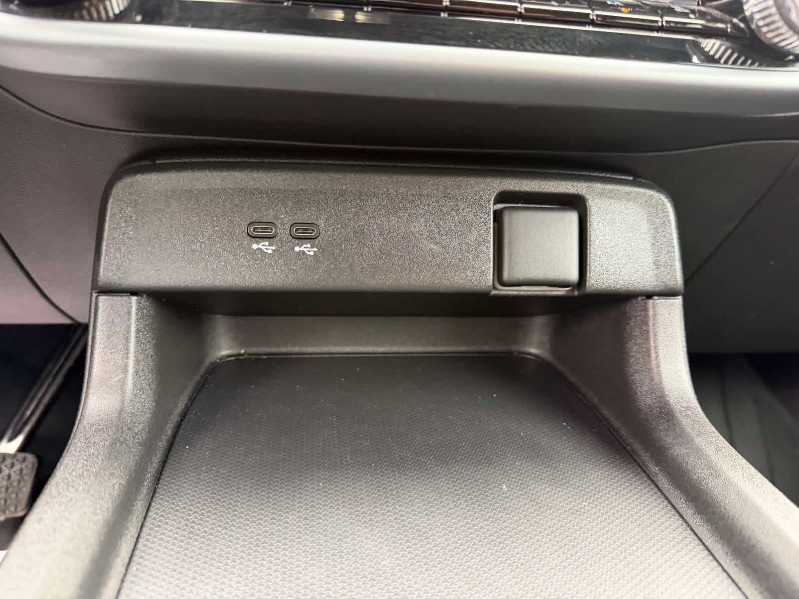 Used 2024 Honda Prologue EX image 22