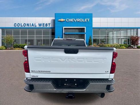 Used 2022 Chevrolet Silverado 2500 LT w/ Convenience Package AWD/4WD image 7