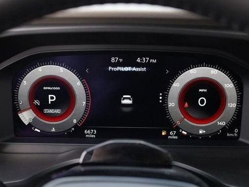 Certified 2025 Nissan Rogue SL w/ Tech Package FWD image 12