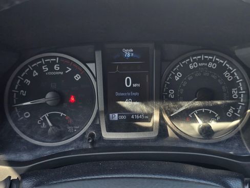 Used 2023 Toyota Tacoma TRD Off-Road AWD/4WD image 24