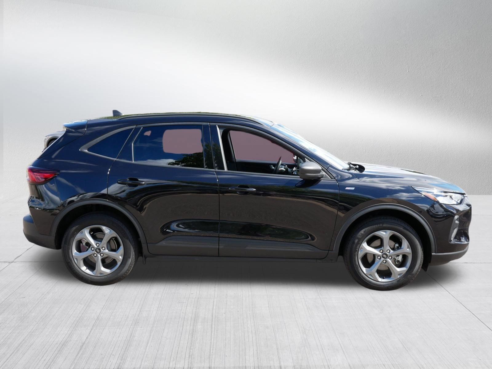 Used 2025 Ford Escape ST-Line AWD/4WD image 8