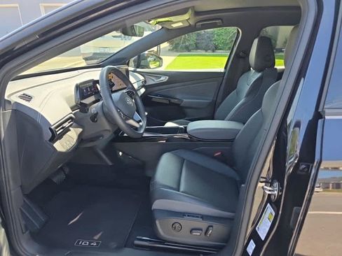 Used 2023 Volkswagen ID.4 Pro S AWD/4WD image 14