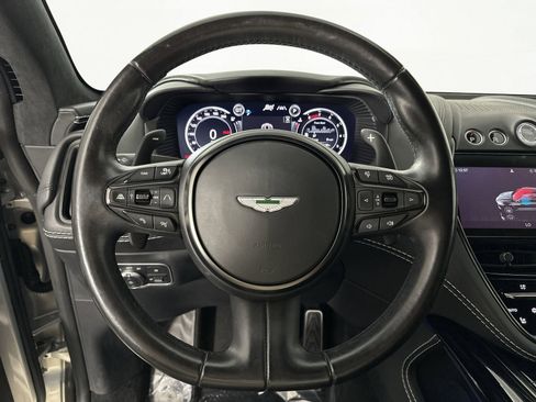Used 2023 Aston Martin DBX image 14