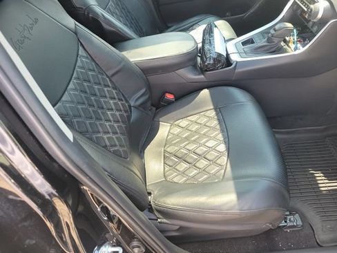 Certified 2025 Toyota RAV4 XLE w/ Convenience Package AWD/4WD image 9