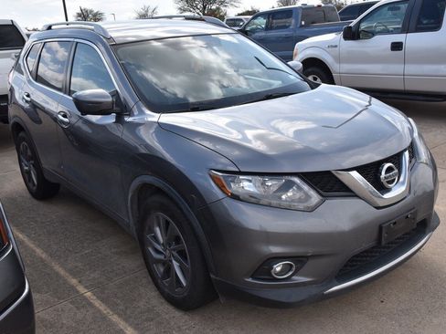 Used 2016 Nissan Rogue SL image 4