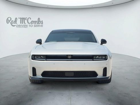 Used 2024 Dodge Charger Daytona Scat Pack w/ Plus Group AWD/4WD image 2