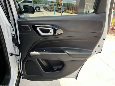 Used 2022 Jeep Compass Trailhawk w/ Sun and Sound Group AWD/4WD image 26