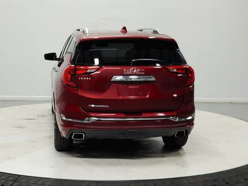 Used 2019 GMC Terrain Denali w/ Driver Alert Package II FWD image 7
