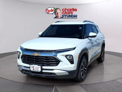 Used 2024 Chevrolet TrailBlazer LT w/ LT Cold Weather Package
