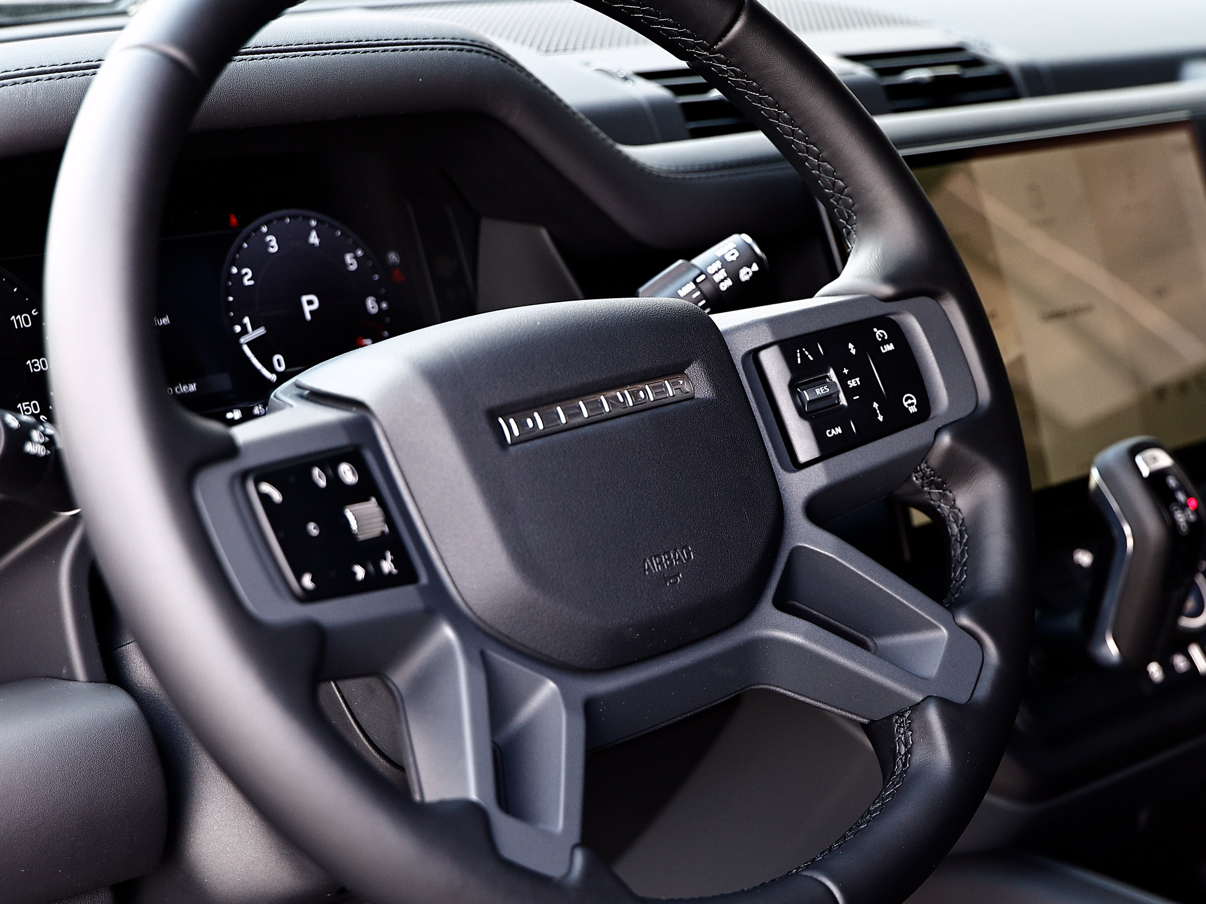 New 2026 Land Rover Defender 110 X-Dynamic SE AWD/4WD image 22