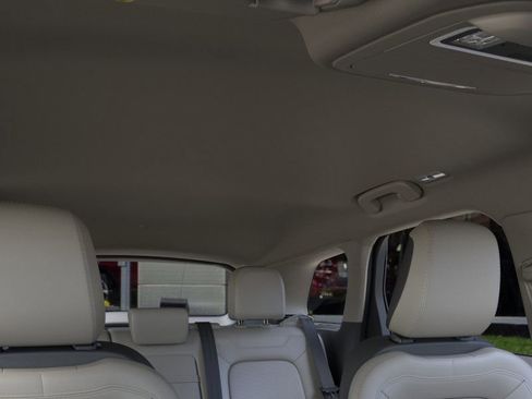 New 2026 Lincoln Corsair Reserve w/ Jet Appearance Package image 22