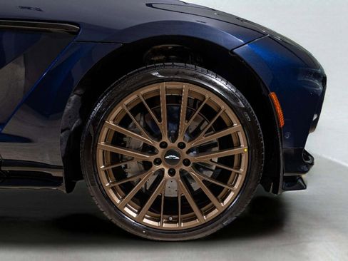 New 2026 Aston Martin DBX 707 image 44