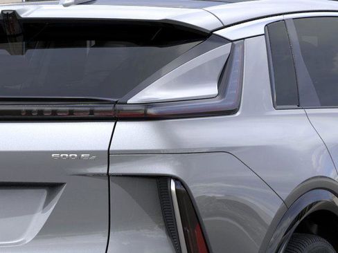 New 2026 Cadillac Lyriq Premium Luxury image 12