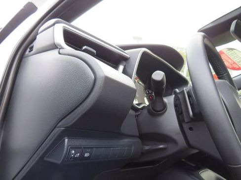 Certified 2025 Toyota Corolla SE w/ SE Package image 33