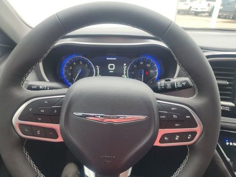 New 2026 Chrysler Pacifica Select FWD image 14