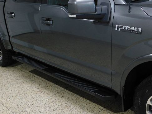 Used 2019 Ford F150 Lariat image 11