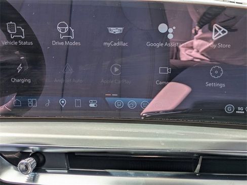 New 2026 Cadillac Lyriq Luxury image 19