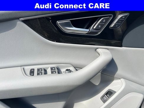 Used 2017 Audi Q7 3.0T Prestige w/ Prestige Package image 23