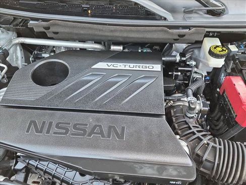 Used 2022 Nissan Rogue SV FWD image 22