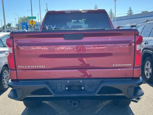 Used 2019 Chevrolet Silverado 1500 Custom Trail Boss w/ Custom Convenience Package AWD/4WD image 5