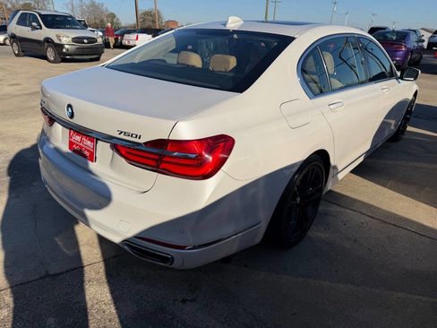 Used 2019 BMW 750i xDrive w/ Luxury Rear Seating Package image 5